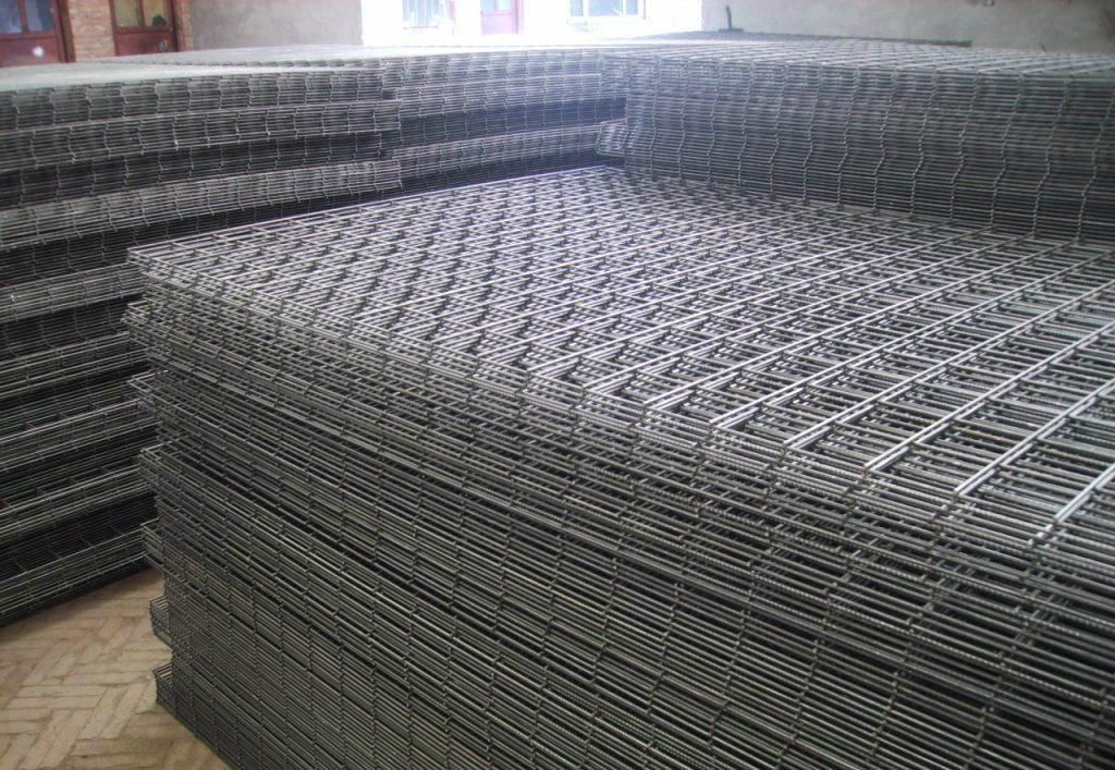 鋼板網(wǎng)與鋼絲網(wǎng)區(qū)別